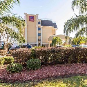 Comfort Suites Airport